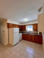 34-16 Brookside St in Queens, NY - Building Photo