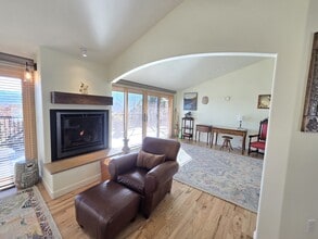 4055 Sleeping Indian Ln in Colorado Springs, CO - Building Photo - Building Photo