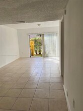 4037 NW 90th Ave in Sunrise, FL - Building Photo - Building Photo