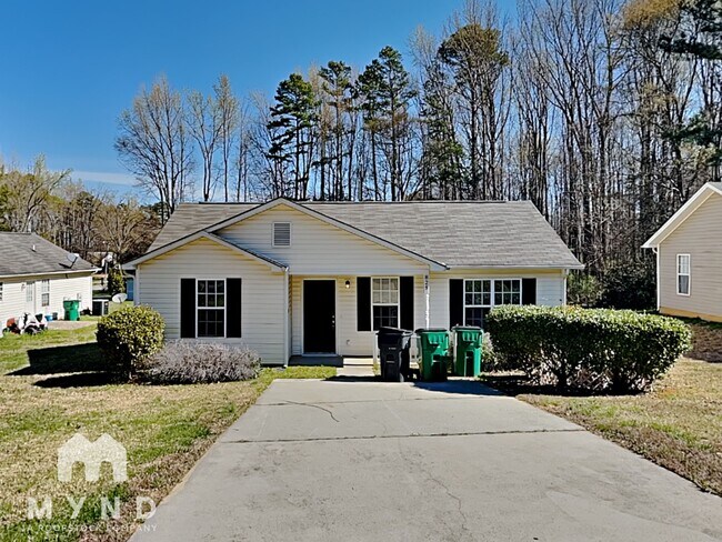 property at 829 Woodland Ln