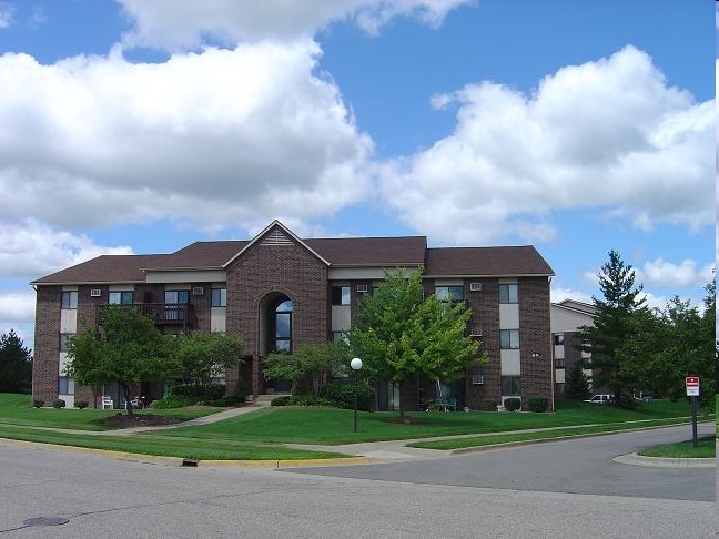 Apple Tree Apartments in Sparta, MI - Building Photo - Building Photo