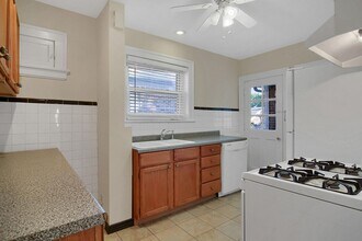 7050 Amherst Ave in University City, MO - Building Photo - Building Photo