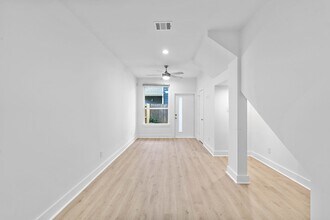 1406 Valentine St in Houston, TX - Building Photo - Building Photo