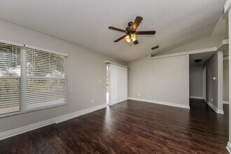 15225 Margaux Dr in Clermont, FL - Foto de edificio - Building Photo