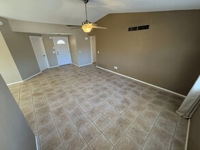 713 S Granite Falls Dr in Tucson, AZ - Building Photo - Building Photo