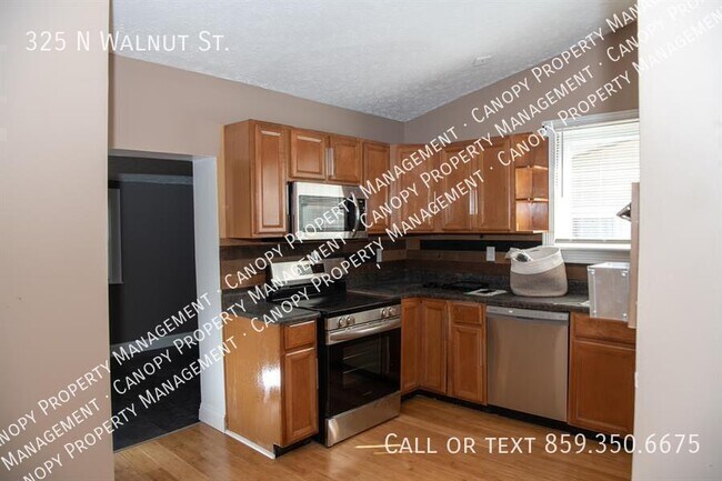 325 N Walnut St in Carlisle, KY - Building Photo - Building Photo