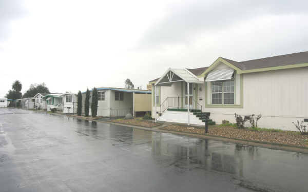 Double L Mobile Estates in Lockeford, CA - Building Photo