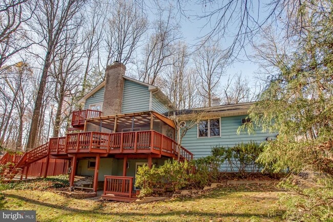 12225 Tall Pines Ct in Fairfax, VA - Building Photo - Building Photo