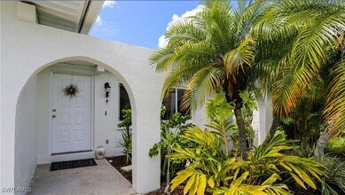 640 104th Ave N in Naples, FL - Building Photo - Building Photo