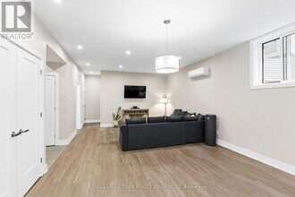 423 Ravenhill Ave in Ottawa, ON - Building Photo - Building Photo