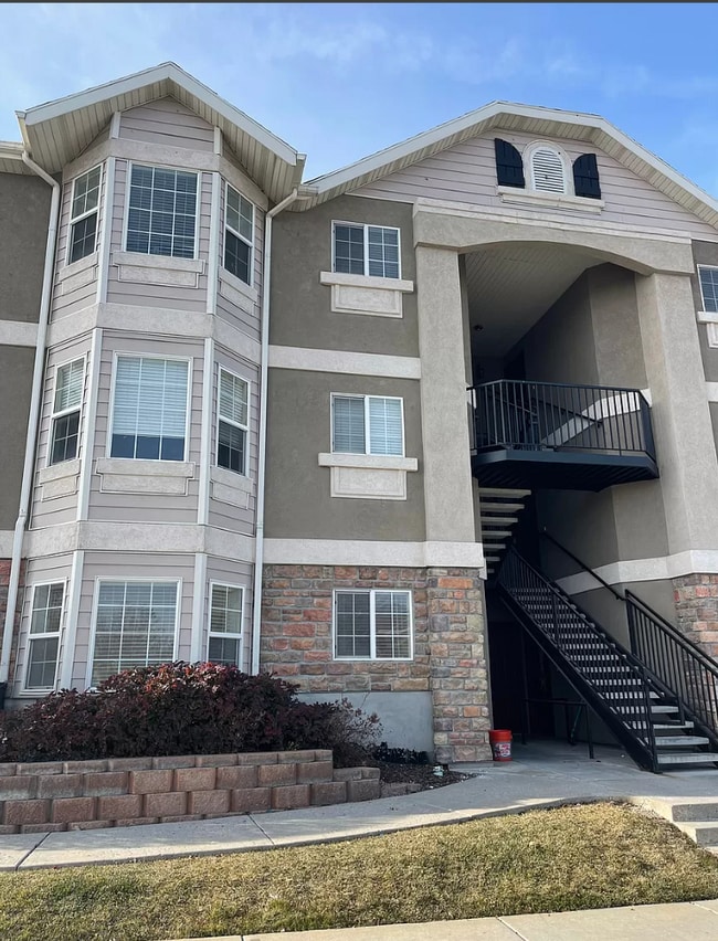 property at 3932 W Romney Park Dr