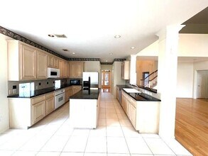308 Pinnacle Cove Ct in League City, TX - Foto de edificio - Building Photo