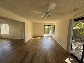 1904 Harriman Ln in Redondo Beach, CA - Building Photo - Building Photo