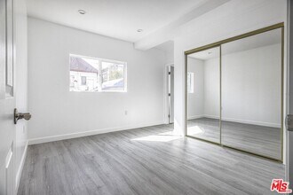 1324 Toberman St in Los Angeles, CA - Building Photo - Building Photo