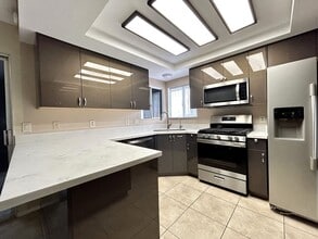 12900 Cuando Way in Desert Hot Springs, CA - Building Photo - Building Photo