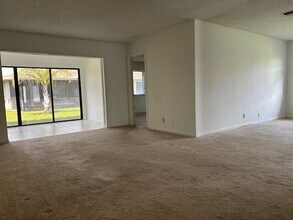 6748 Moonlit Dr in Delray Beach, FL - Building Photo - Building Photo