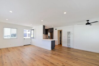 223 Avenida de la Grulla, Unit A in San Clemente, CA - Foto de edificio - Building Photo