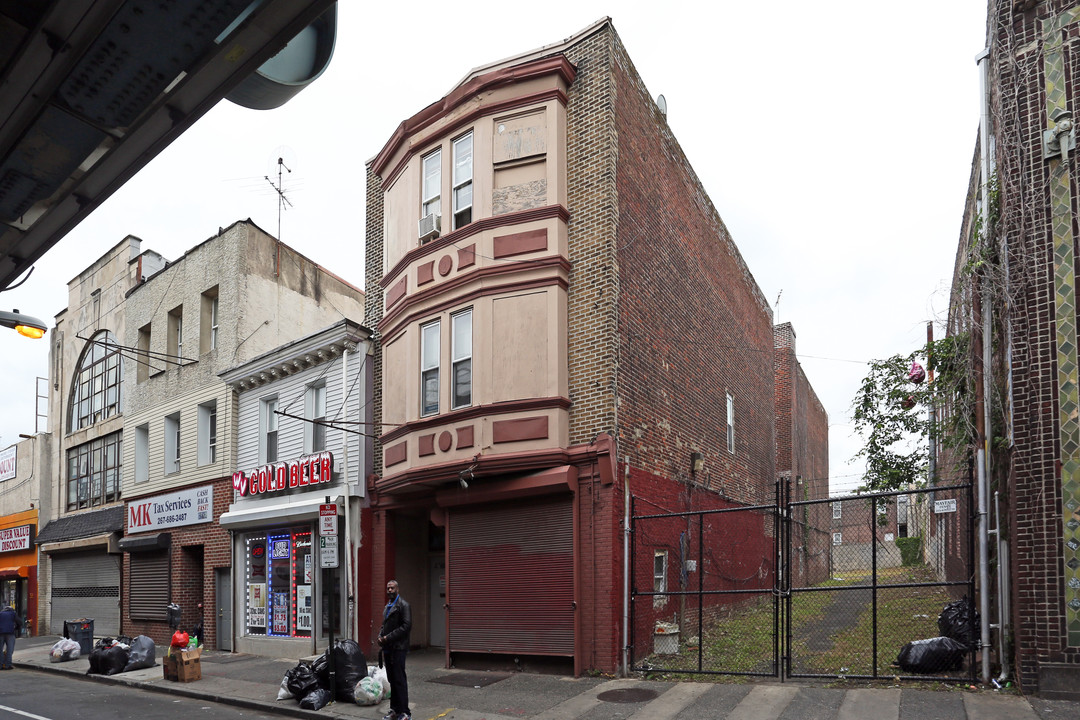 4740 Frankford Ave in Philadelphia, PA - Foto de edificio