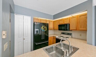 3760 Moorings Ln in Jacksonville, FL - Building Photo - Building Photo