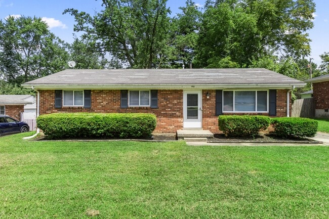 property at 461 Potomac Dr