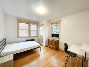 5722 Beacon St in Pittsburgh, PA - Building Photo - Building Photo