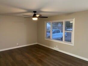 2407 Morton St in Great Bend, KS - Building Photo - Building Photo