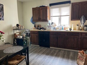 54 Bristol Rd, Unit 1 in Medford, MA - Building Photo - Building Photo