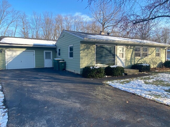 46 E 66th Pl in Merrillville, IN - Building Photo - Building Photo