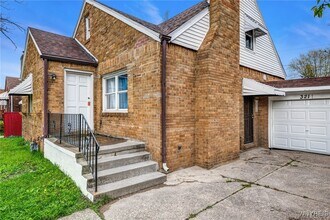 321 Eggert Rd in Buffalo, NY - Foto de edificio - Building Photo