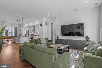 3121 Sunrise Walk in Philadelphia, PA - Building Photo - Building Photo