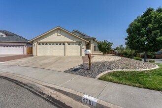 4791 Mesa Meadows Dr in Sparks, NV - Building Photo - Building Photo