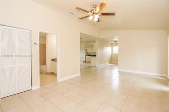 4970 NW 12th St in Lauderhill, FL - Building Photo - Building Photo