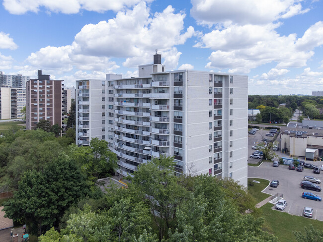 Eden Rock Apartments in Toronto, ON - Building Photo - Building Photo