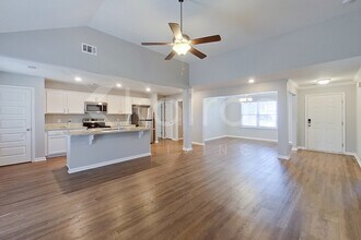 203 Western Red Cedar Dr in Springfield, GA - Building Photo - Building Photo