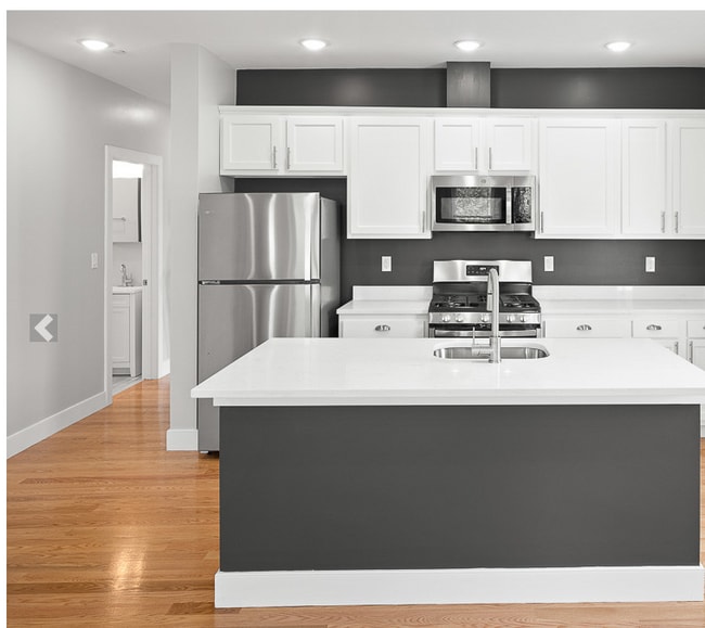 146 Boston St, Unit 1 in Boston, MA - Foto de edificio - Building Photo