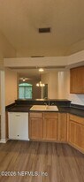 6428 Hannah Stables Dr in Jacksonville, FL - Building Photo