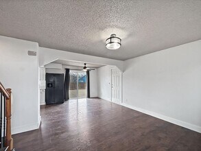 4943 S Rifle Ct in Aurora, CO - Building Photo - Building Photo