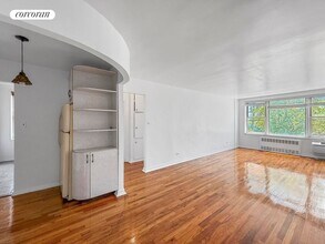 2600 E 21st St in Brooklyn, NY - Building Photo - Building Photo