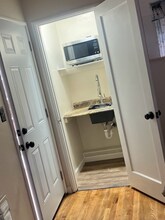 950 Portola Dr in Del Rey Oaks, CA - Building Photo - Building Photo