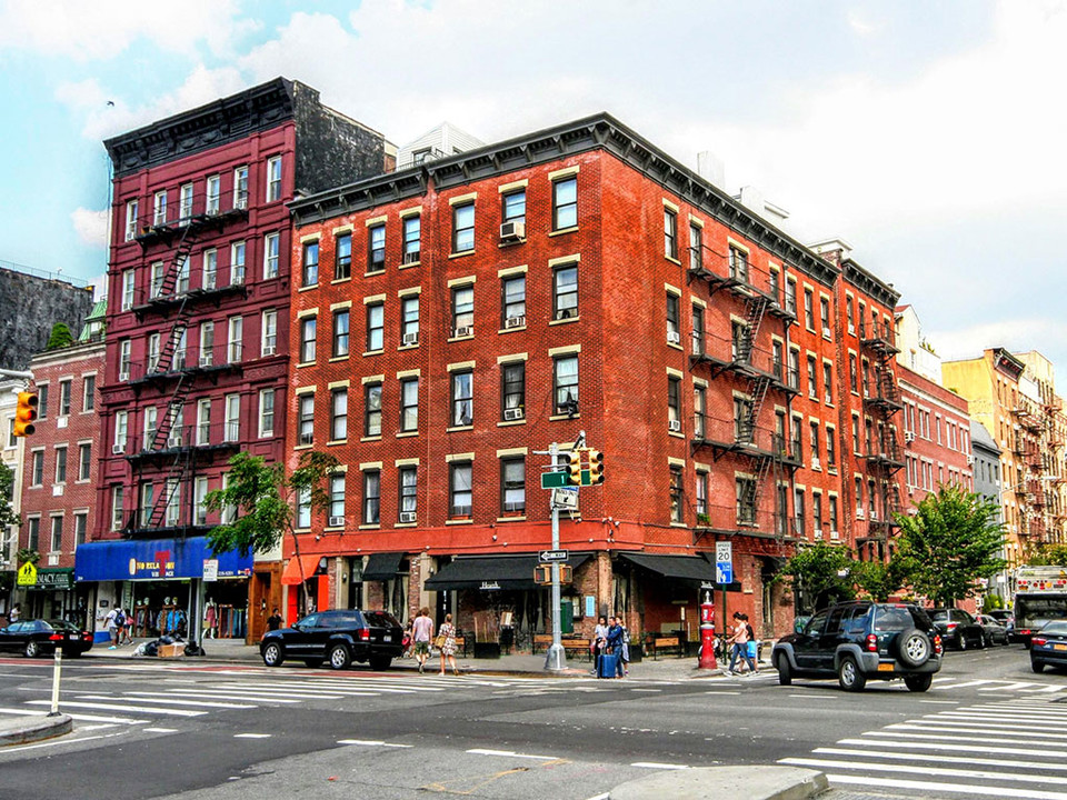 198 First Avenue in New York, NY - Building Photo