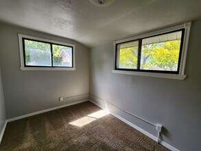 1306 Gillespie Ave in Salt Lake City, UT - Building Photo - Building Photo