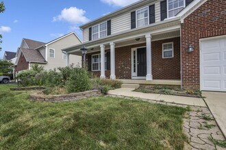 1701 Marigold St in Lewis Center, OH - Building Photo - Building Photo
