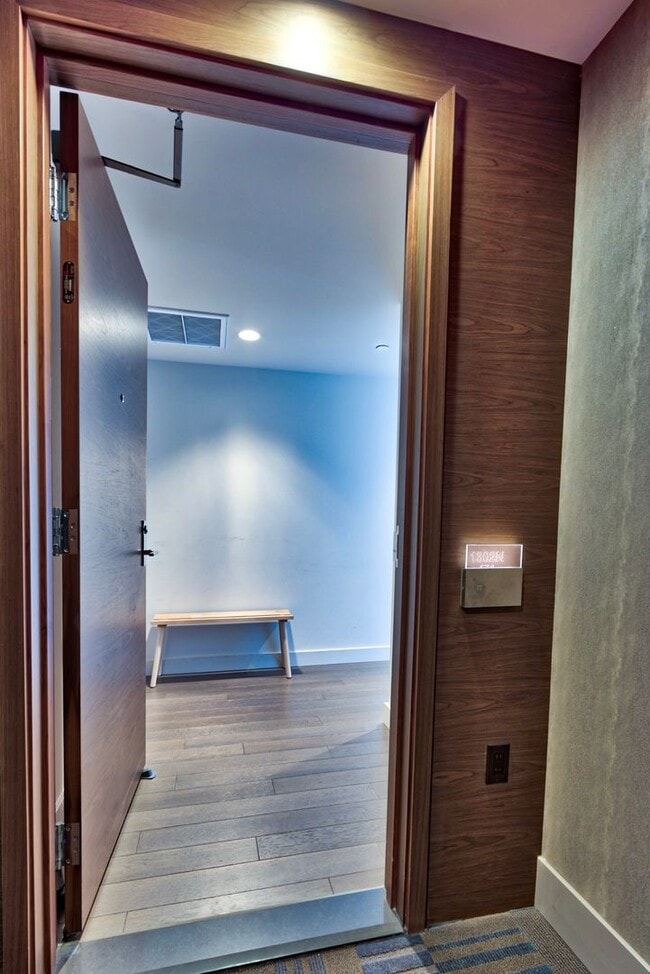 583 Battery St in Seattle, WA - Building Photo - Building Photo