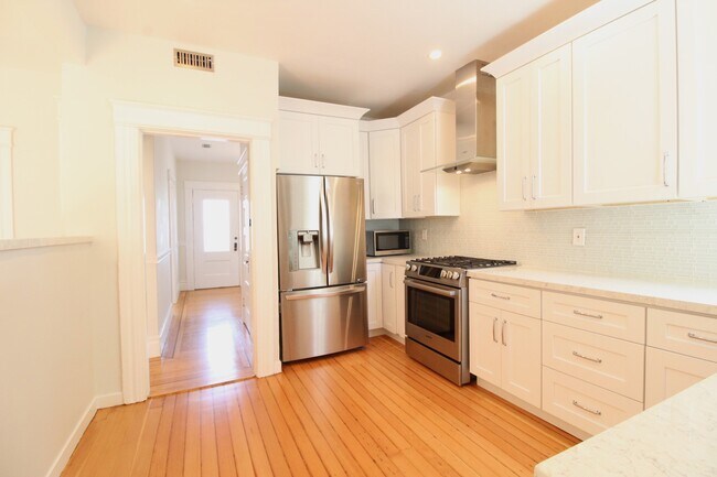 4431 24th St in San Francisco, CA - Building Photo - Building Photo