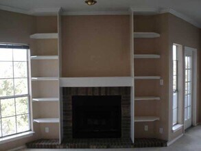 700 S 1st St in Austin, TX - Building Photo - Building Photo