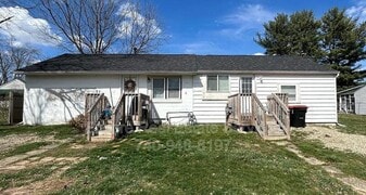 472 New Haven Ave in Newark, OH - Building Photo