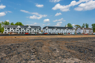 Meridian Walk at Princeton in Princeton, NJ - Building Photo - Building Photo