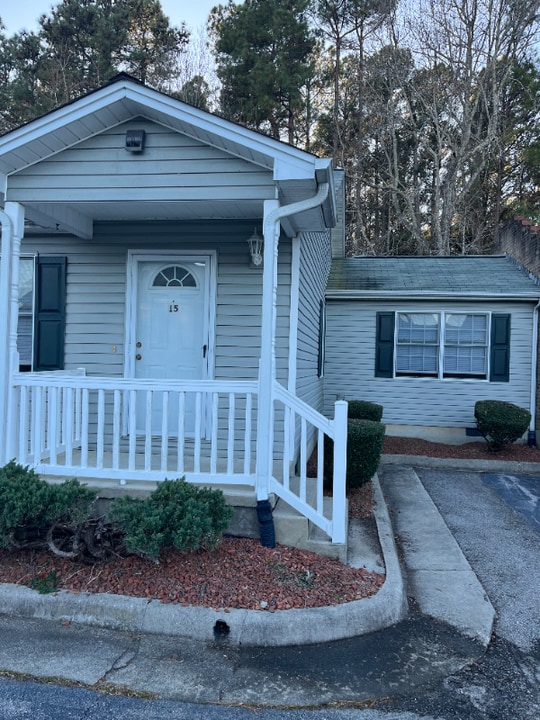 2515 Franklin Turnpike in Danville, VA - Building Photo