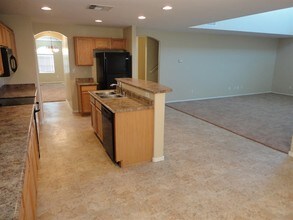 10542 W La Reata Ave in Avondale, AZ - Building Photo - Building Photo
