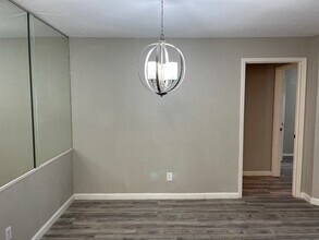 10637 Braes Bend Dr in Houston, TX - Building Photo - Building Photo